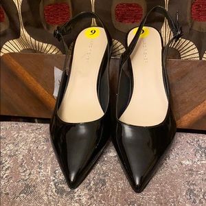 Marc Fisher NWT kitten heels Size 9